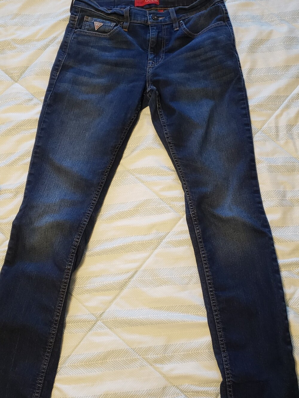 GUESS Jeans Bundle - Picture 2 of 7